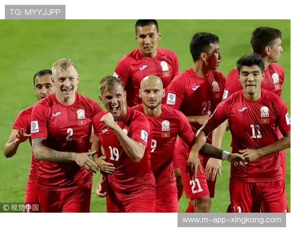 AEK雅典迎战沙姆洛克流浪欧会杯焦点对决历史渊源全面解析 AEK雅典迎战沙姆洛克流浪欧会杯焦点对决历史渊源全面解析