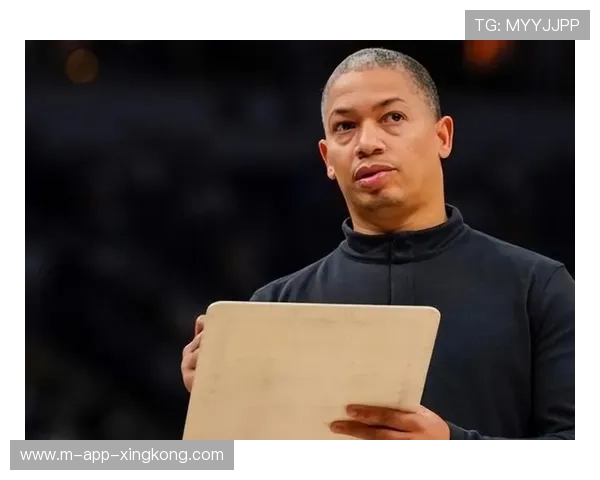 泰伦·卢承压时刻!用人保守与临场调整遭围剿 泰伦·卢承压时刻!用人保守与临场调整遭围剿